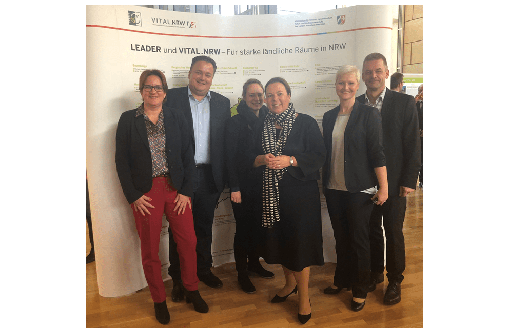 Zu Gast im Düsseldorfer Landtag – Ausstellung „LEADER und VITAL.NRW-Für Starke Ländliche Räume in Nordrhein-Westfalen“ eröffnet